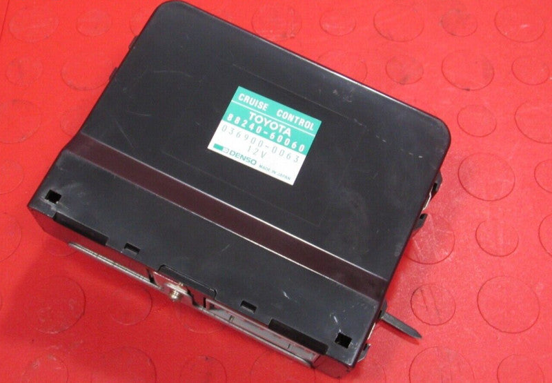 93-97 Toyota Land Cruiser LX450 FJ80 Cruise Control Module 88240-60060