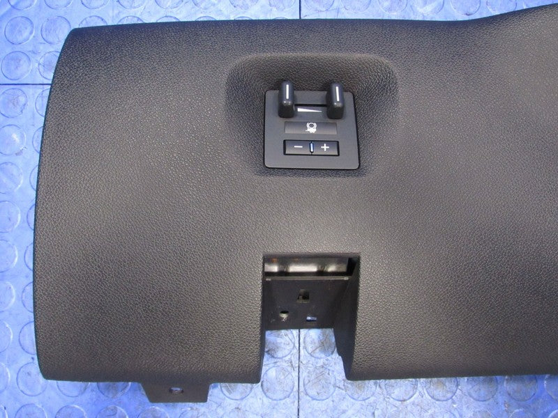 07-09 Silverado Sierra Driver Interior Dash Knee Panel w/Trailer Brake