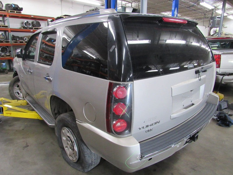 07-14 Escalade Tahoe Yukon Fuel Tank Door Gas Filler Lid Fine Silver B