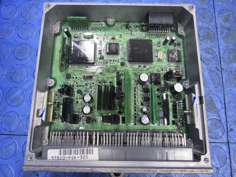 01-02 Acura MDX ECU ECM PCM Engine Control Unit Computer 37820-PGK-305