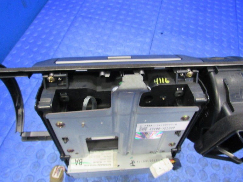 03-04 Infiniti G35 Bose Audio Radio Navigation Bezel Climate Control P