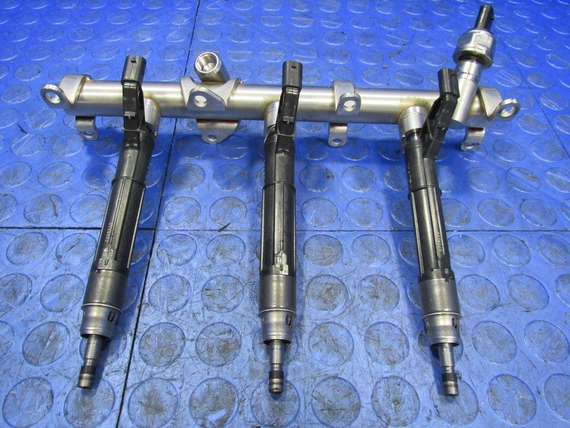 18-23 Audi S4 A5 S5 A6 A7 S7 A8 SQ5 Q7 Q8 3.0L V6 Fuel Rail & Injector