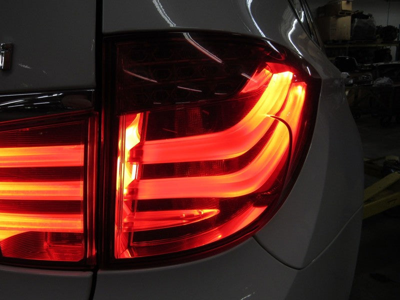 10-13 BMW 535 550 GT Right RH Passenger Side Outer Taillight Tail Ligh