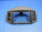 05-06 Jeep Grand Cherokee WK REC Navigation Radio Bezel Dash Trim Vent