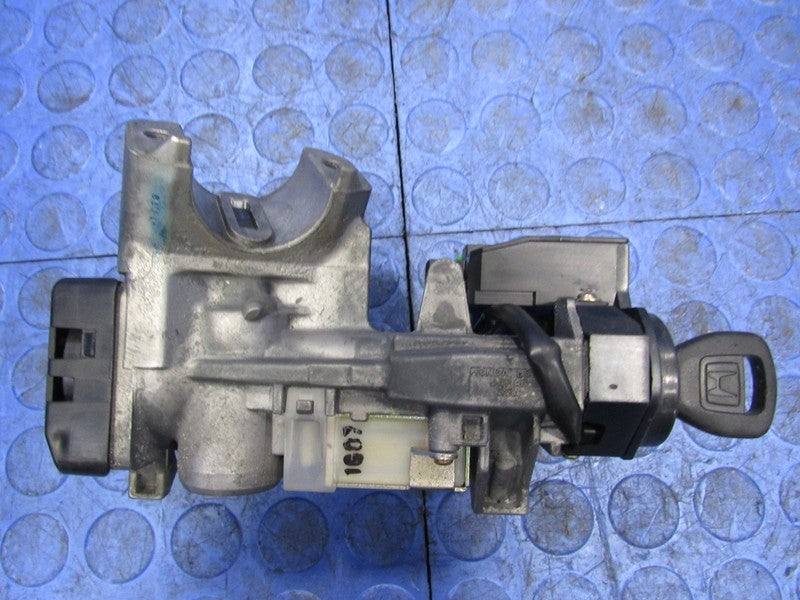 02 Civic DX LX AT ECU PCM Programmed Engine Computer Key Set 37820-PLM