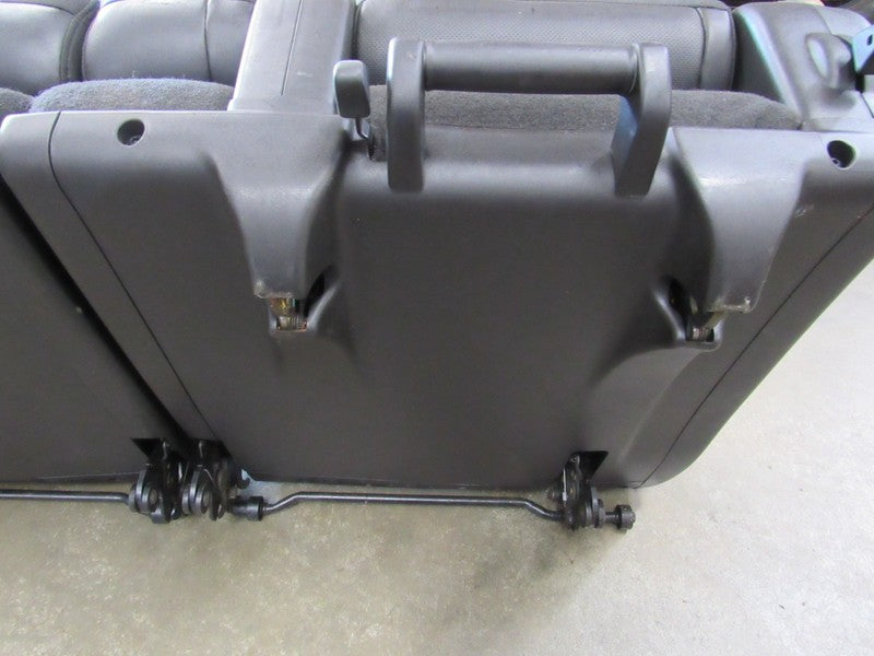 07-14 Tahoe Yukon Suburban Escalade Black Leather Third 3rd Row Seat 2