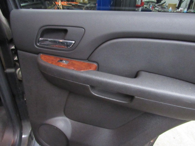 07-09 Yukon Tahoe Right RH Passenger Side Rear Door Trim Panel Black