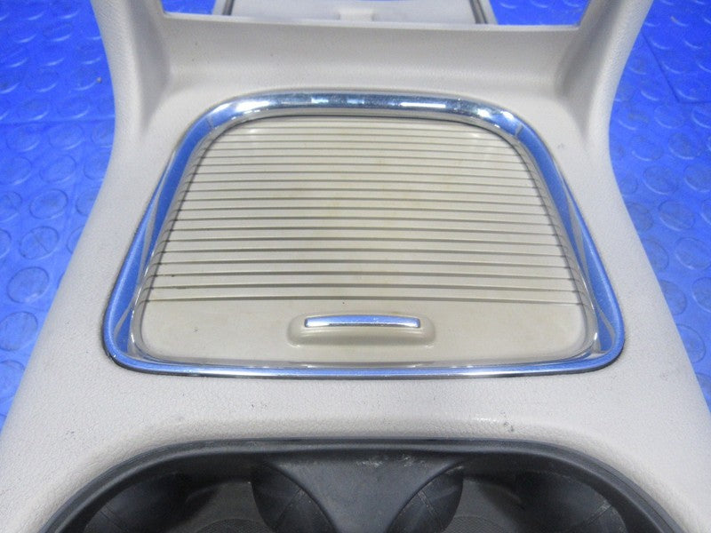12-20 Dodge Grand Caravan Front Center Cup Holder Console Assembly Tan