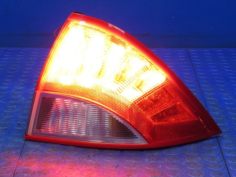 10-11 Mercury Milan Right RH Passenger Side LED Outer Taillight Tail L