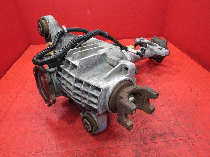 99-06 Silverado Sierra 1500 Front Axle Differential Carrier GT5 4.10 1