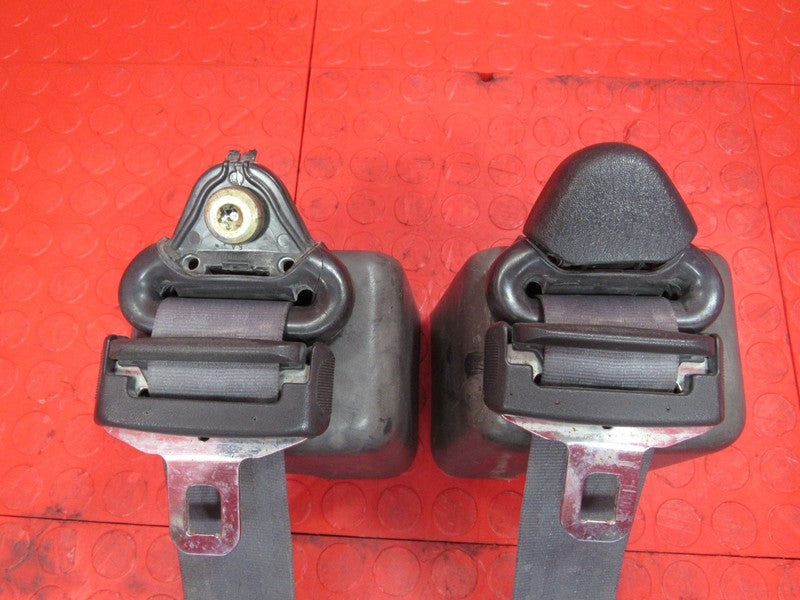 97-02 Jeep Wrangler TJ Rear Outer Seat Belts Retractors Buckles OEM Gr