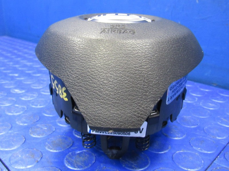 I8-23 Nissan Kicks Driver Steering Wheel Mounted Airbag Air Bag Black 