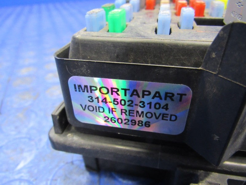 03-07 Hummer H2 Silverado Sierra Tahoe Engine Fuse Panel Relay Box 152