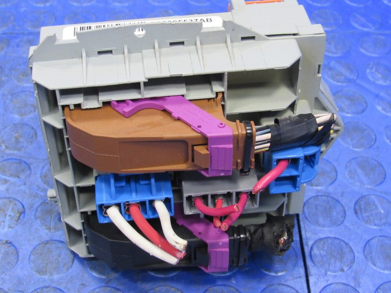 17-24 Ram ProMaster 3.6L IPM Power Distribution Module Fuse Box 683055