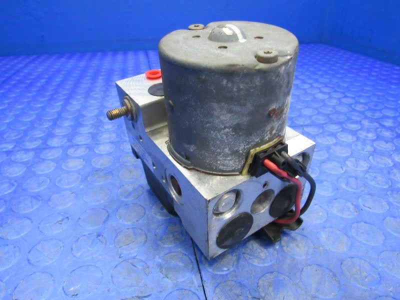02-03 VW Eurovan ESP ABS Anti-Lock Brake Pump Module Assy OEM 7D0 614 