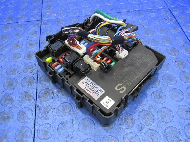 11-12 Infiniti QX56 IPDM BCM Body Module Fuse Box Power Supply 284B7-1