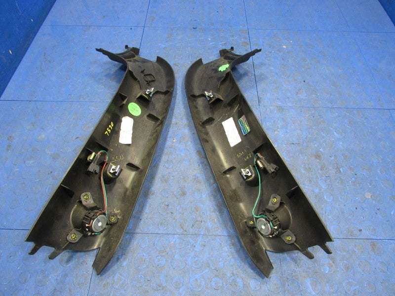 06-10 Pontiac Solstice Saturn Sky Front Left Right Interior Pillar Tri