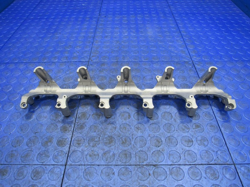 15-24 Lamborghini Huracan 5.2L V10 High Pressure Fuel Rail Bracket Cov