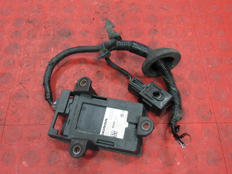 15-17 Acura TLX Rear Blind Spot Detection Radar Sensor 36930-TZ3-A120 