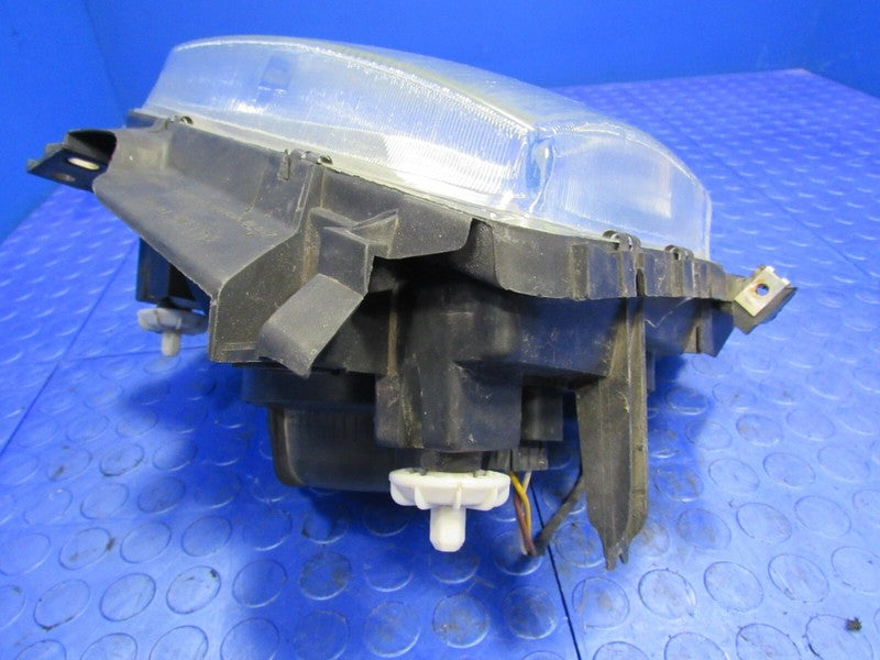 96-03 Volkswagen Eurovan Right Passenger Halogen Headlight Head Light 