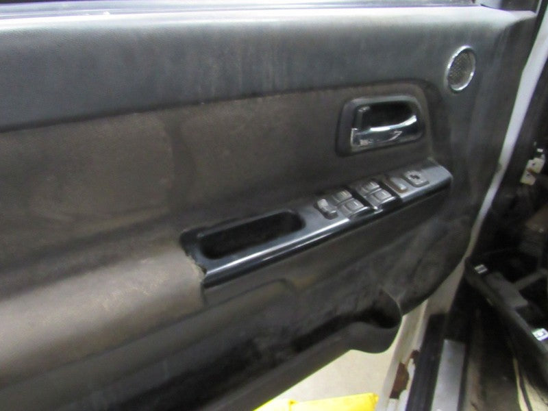07-12 Colorado Canyon Left LH Driver Side Front Door Trim Panel Black 