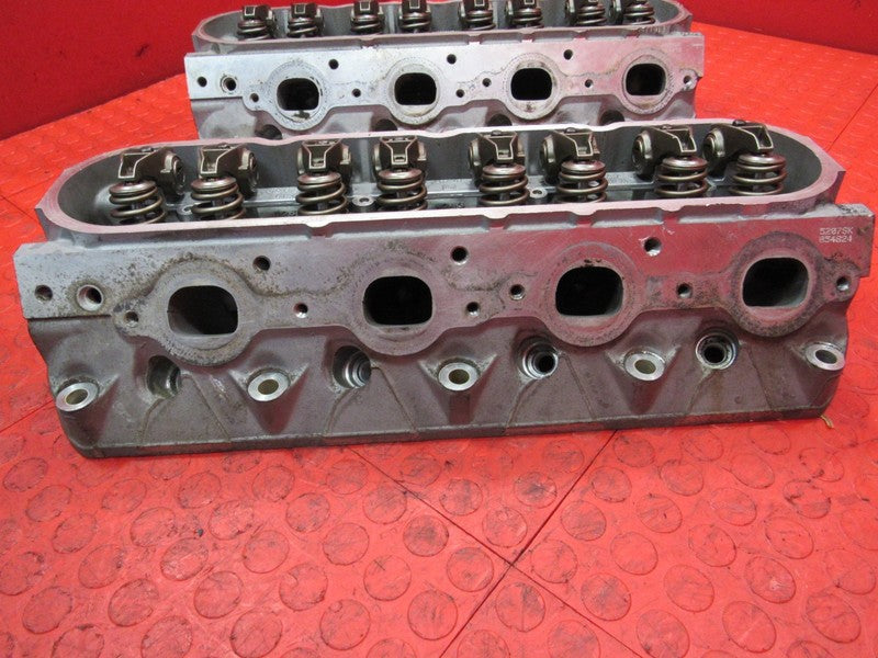 05-07 Silverado Sierra 1500 L33 243 Cathedral Port Cylinder Heads Pair