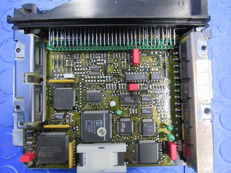 93-95 BMW 325i 525i M50B25TU DME ECU ECM PCM Engine Computer 0 261 200