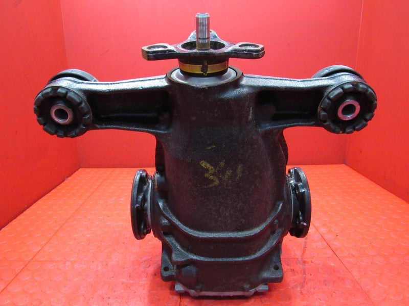 01-03 LS430 / 02-05 SC430 Rear Differential Carrier Assembly 3.266 133