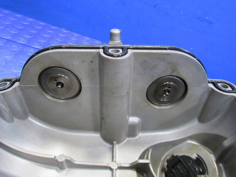 15-18 Porsche Macan S GTS 95B 3.0L V6 Right RH Valve Cover 946.105.135