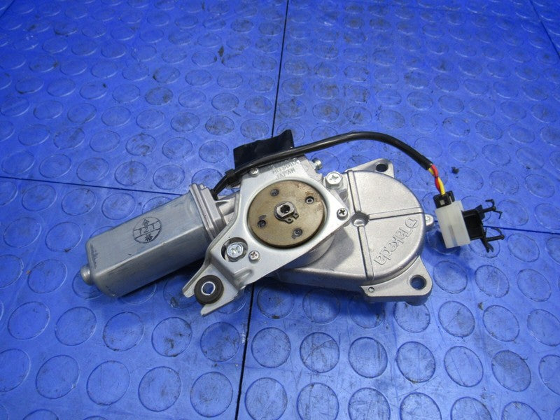 04-09 Nissan 350Z Convertible LH Driver Side Top Tonneau Lid Motor Ass