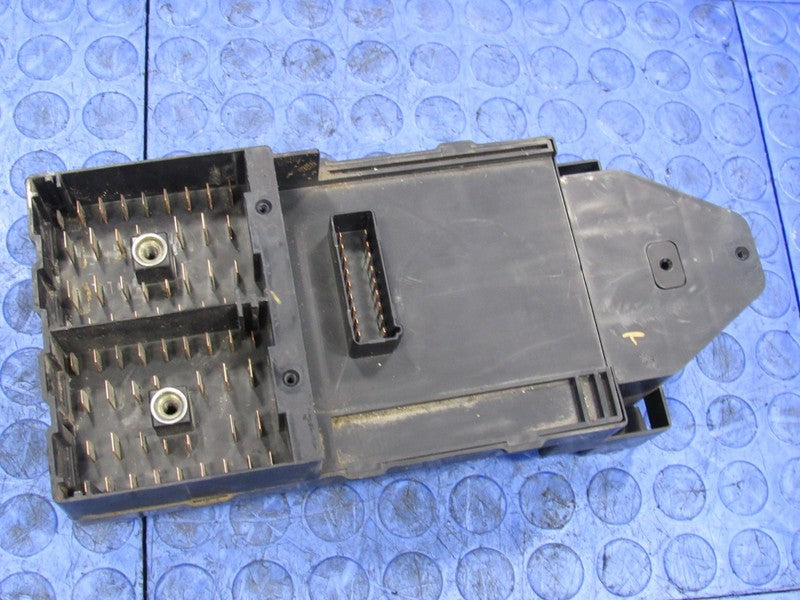 99 Ford F250 F350 Truck Under-Dash Cabin Fuse Relay Box Panel F81B-14A
