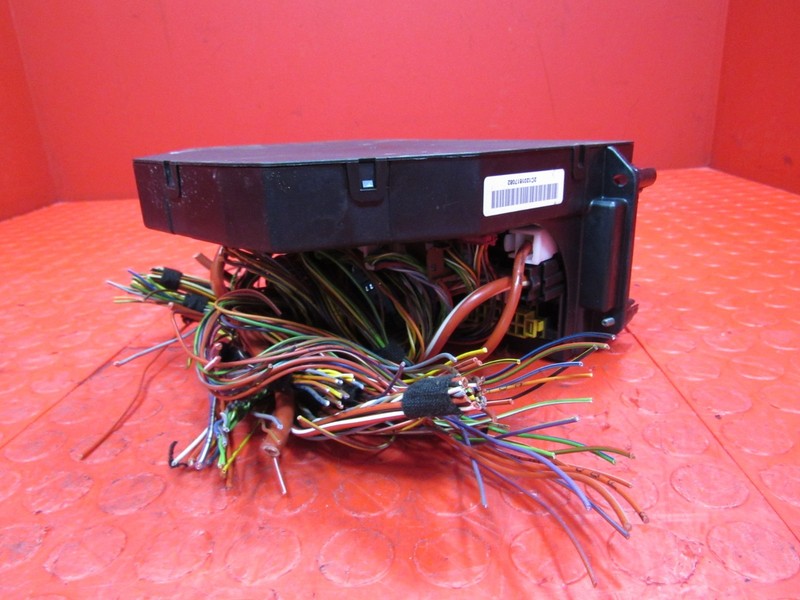 12-15 Mercedes C218 R231 W212 SAM BCM Body Control Module 212 900 61 1