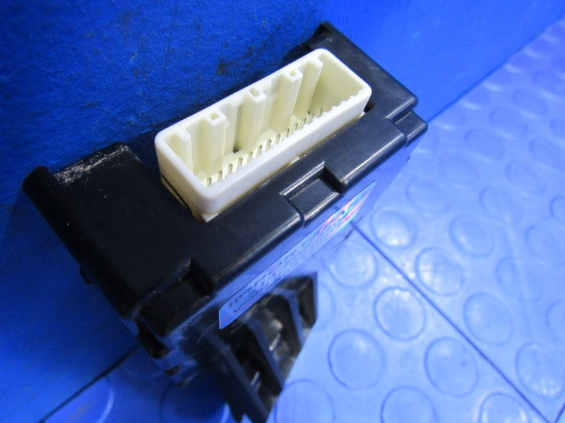 09-11 Toyota Tacoma AC Climate Amplifier Control Module 88650-04020 34