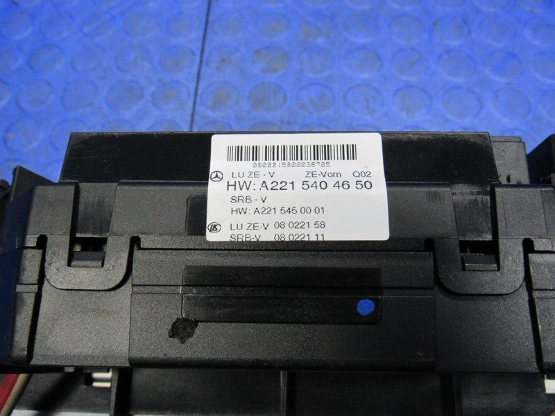 07-09 Mercedes S550 S600 S63 S65 W221 Front SAM Module Fuse Relay Box 