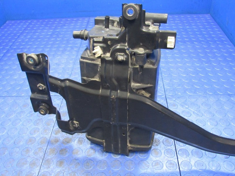 03-04 Honda Pilot 01-02 Acura MDX EVAP Fuel Vapor Charcoal Canister OE