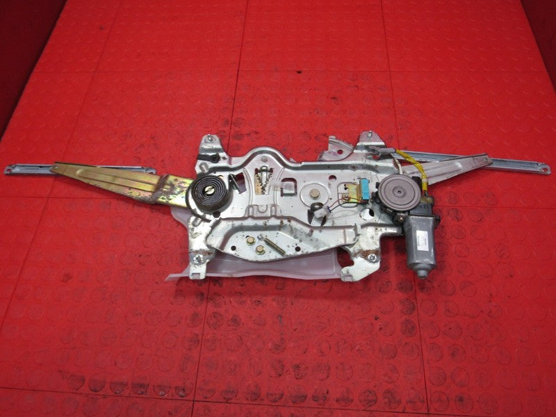 01-07 Toyota Sequoia Power Rear Window Lift Gate Motor Regulator Assem