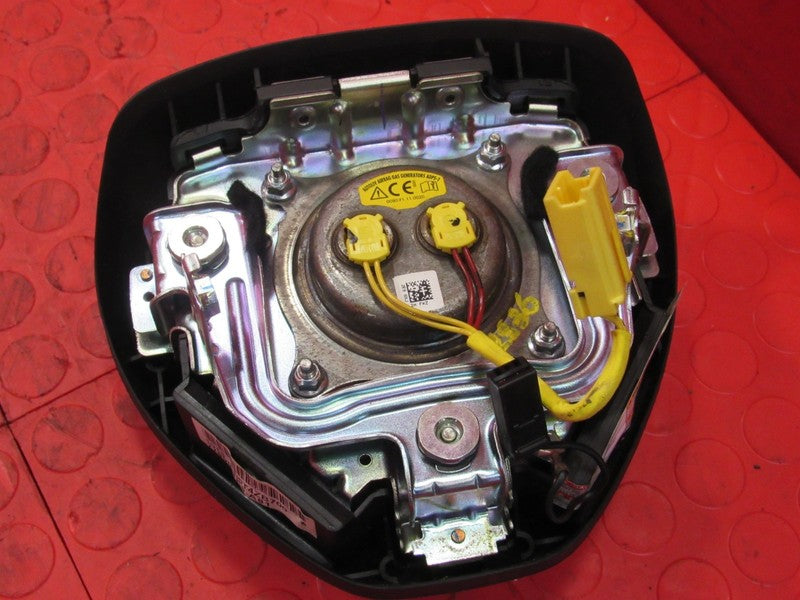 O9-I4 Honda Fit Insight Driver Steering Wheel Mounted Airbag Air Bag B