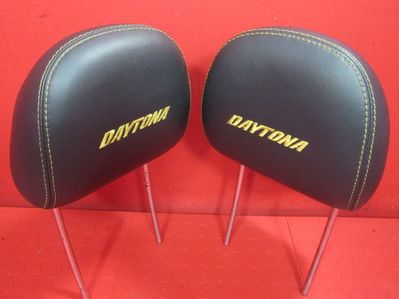 06 Dodge Charger Daytona RT Top Banana Front Set Seat Headrest Black/Y