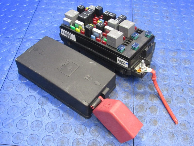 08-11 Cadillac DTS Buick Lucerne Cabin Under Seat  13697145 Fuse Relay
