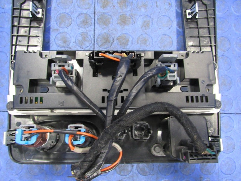 06-10 Hummer H3 H3T Dash Air Vent Radio Climate Control Panel Bezel 27