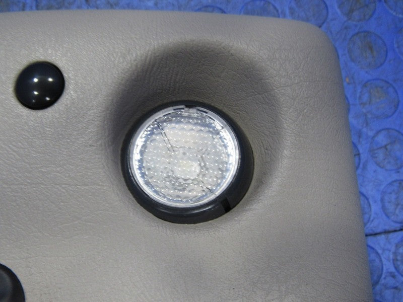 03-07 Hummer H2 Front Overhead Roof Console Dome Light Bezel Home Link