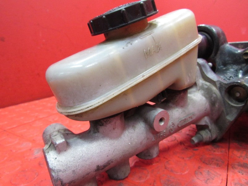 99-04 Ford Mustang Hydroboost Power Brake Booster Assembly YR33-2B559-