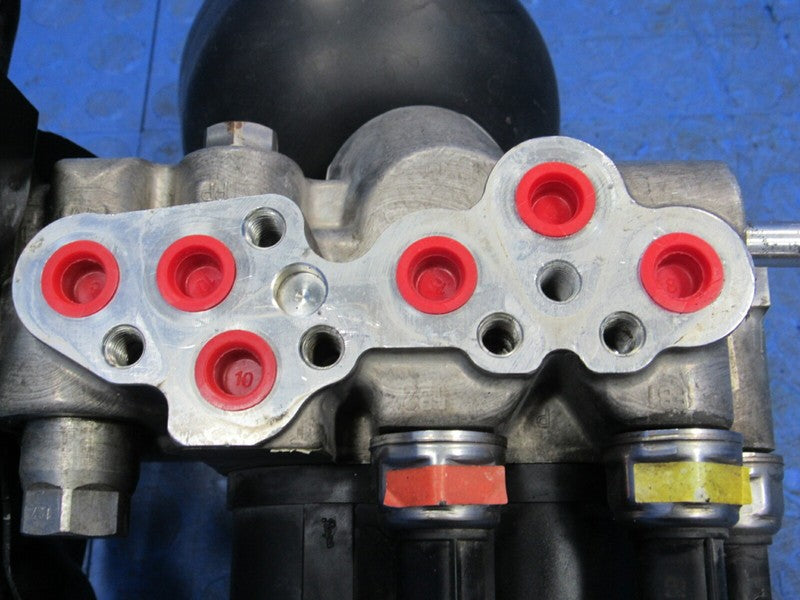 07-14 Mercedes CL S SL Class Hydraulic Front Suspension Control Valve 