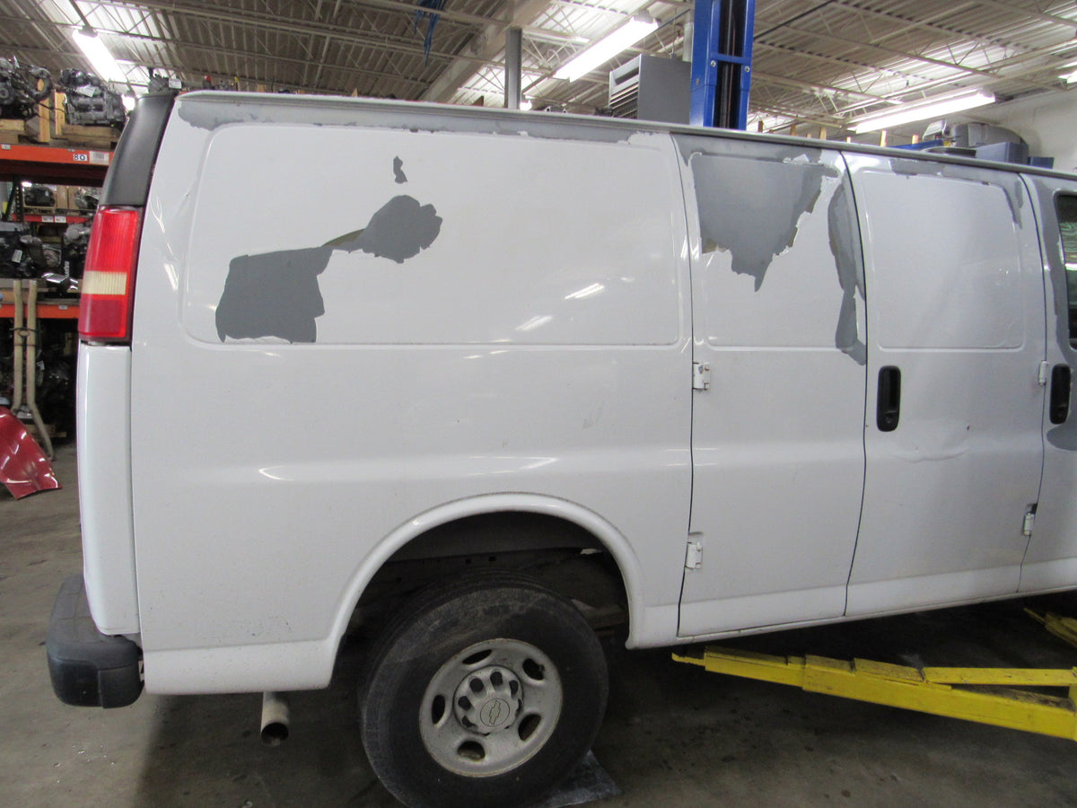 2006 EXPRESS 3500 - PART OUT — photo 5