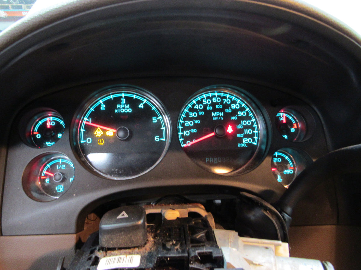 2007 GMC Yukon XL 1500 - PART OUT — photo 5