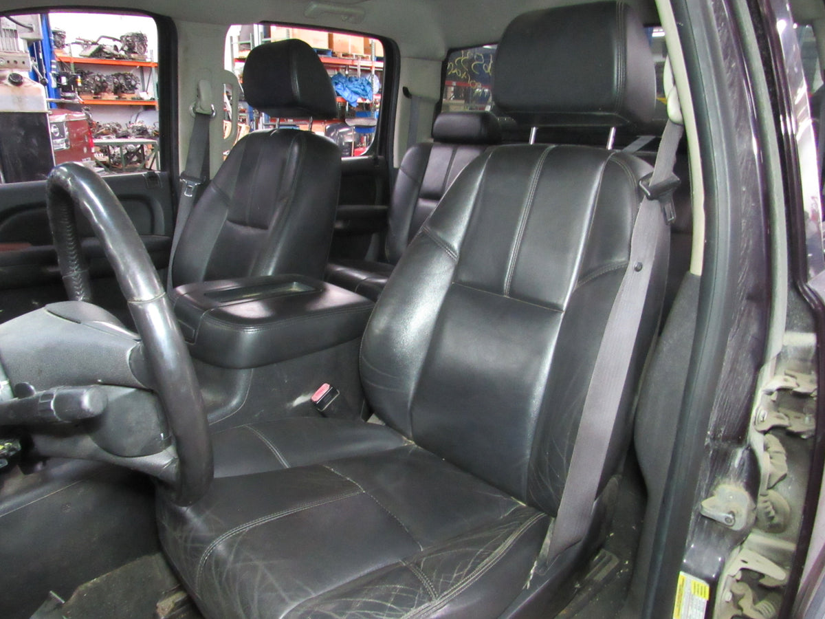 2008 GMC SIERRA 4X4 - PART OUT — photo 6