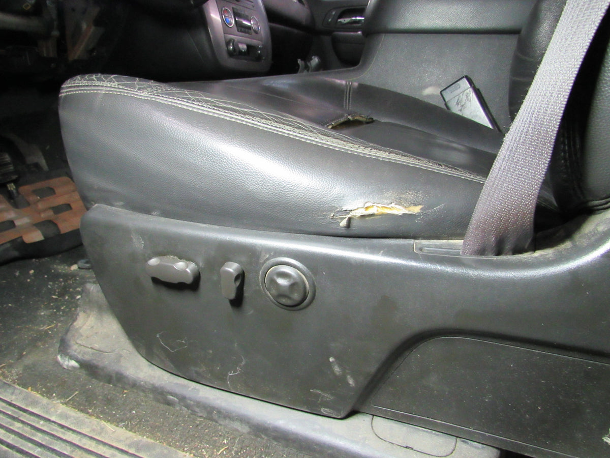 2008 GMC SIERRA 4X4 - PART OUT — photo 4