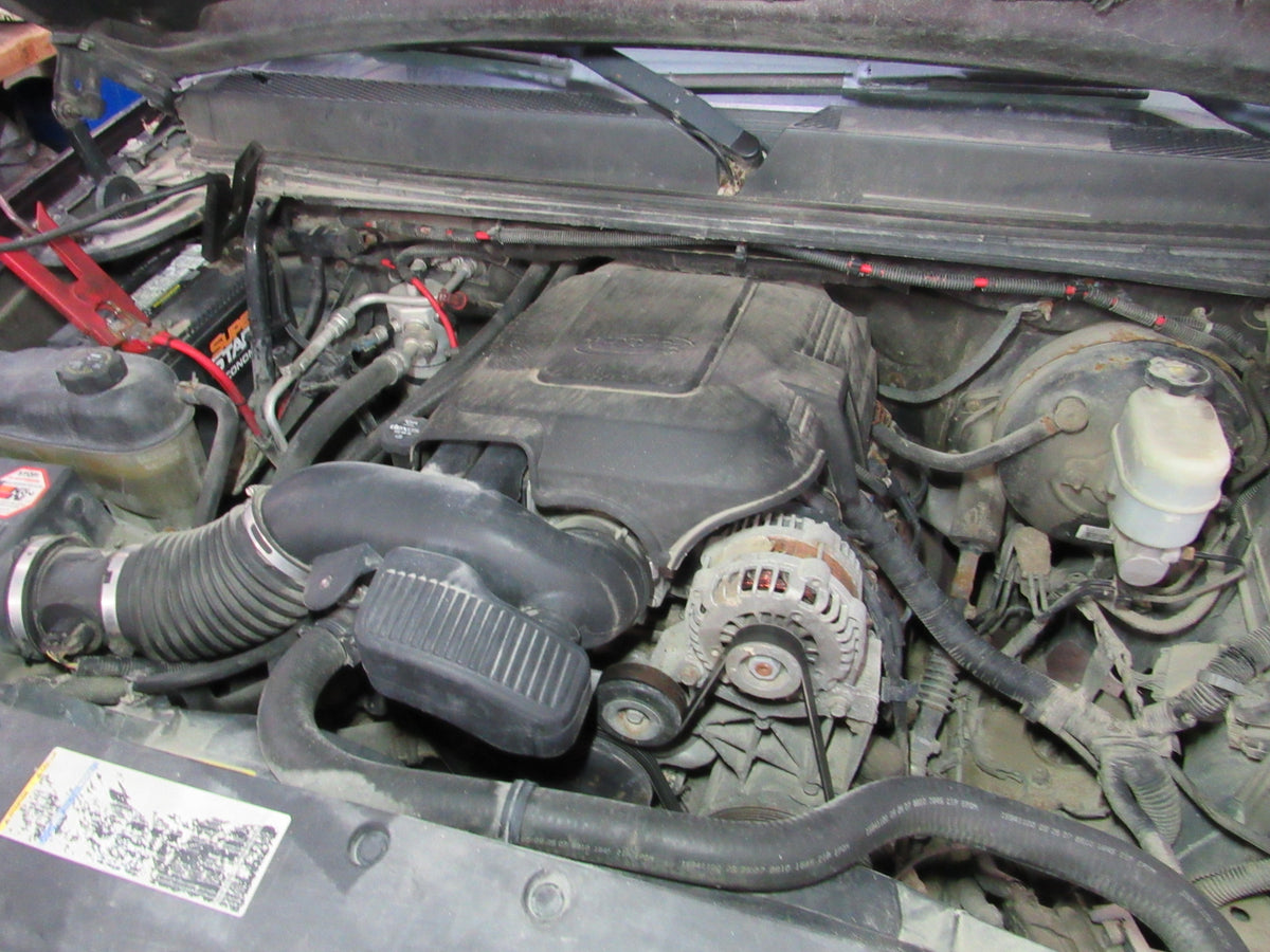 2008 GMC SIERRA 4X4 - PART OUT — photo 5
