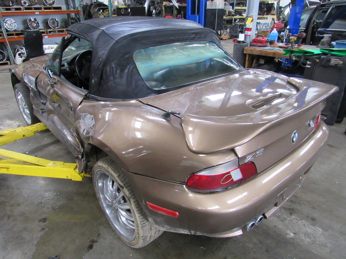 2000 BMW Z3 E36/ E37 - PART OUT — photo 3