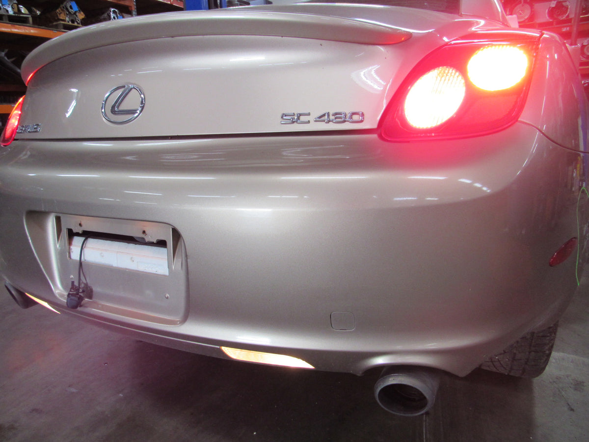 2004 Lexus SC430 - PART OUT — photo 9